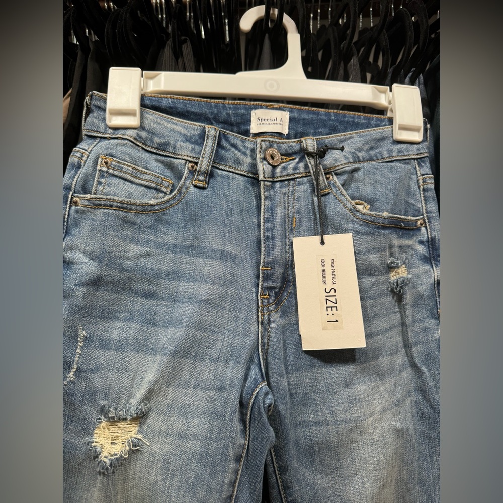 NWT Special A Distressed Skinny Jeans Size 1 - Picture 2 of 9